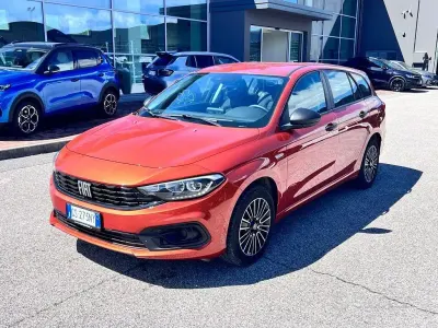 Usata Fiat Tipo S 131 CV (96 kW) 2023 Arancione Station wagon