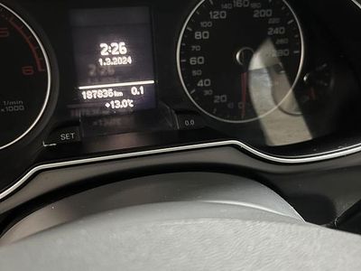 Usata Audi A4 143 CV (105 kW) 2012 Nero Station wagon