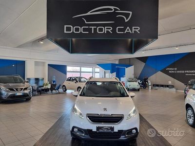 Usata Peugeot 2008 Active 75 CV (55 kW) 2015 Bianco SUV