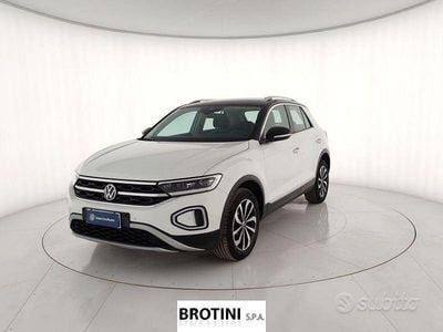 Usata VW T-Roc Style 110 CV (80 kW) 2024 Bianco SUV