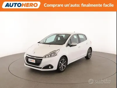 Usata Peugeot 208 82 CV (60 kW) 2018 Bianco Utilitaria