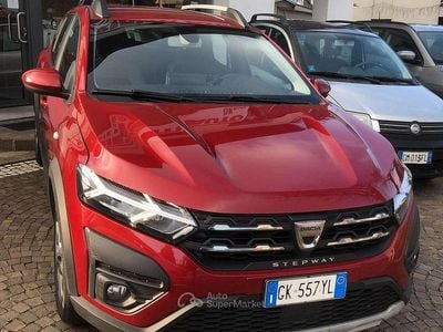 Usata Dacia Sandero Stepway 91 CV (66 kW) 2022 Rosso Berlina