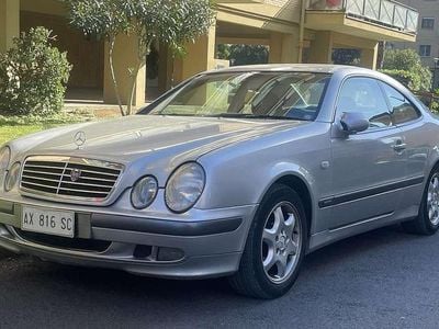 Usata Mercedes CLK200 Elegance 192 CV (141 kW) 1998 Argento Coupé