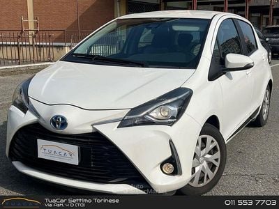 Usata Toyota Yaris Hybrid Active 101 CV (74 kW) 2018 Bianco Berlina