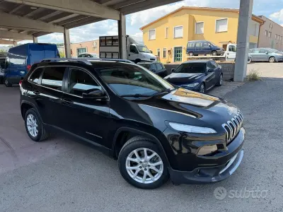 Usata Jeep Cherokee Limited 140 CV (102 kW) 2016 Nero SUV