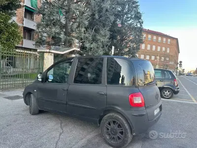 Usata Fiat Multipla Emotion 120 CV (88 kW) 2008 Nero Monovolume