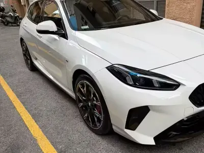 Usata BMW 120 184 CV (135 kW) 2024 Bianco Utilitaria