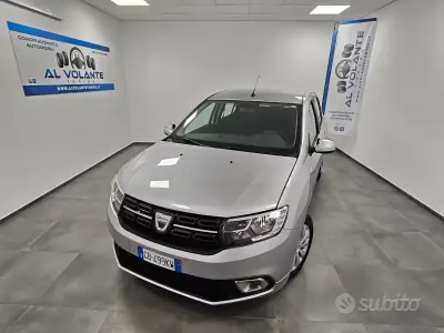 Usata Dacia Sandero Comfort 73 CV (53 kW) 2020 Grigio Berlina