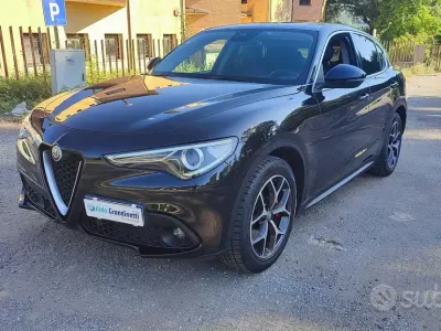 Usata Alfa Romeo Stelvio Executive 190 CV (139 kW) 2020 Nero SUV