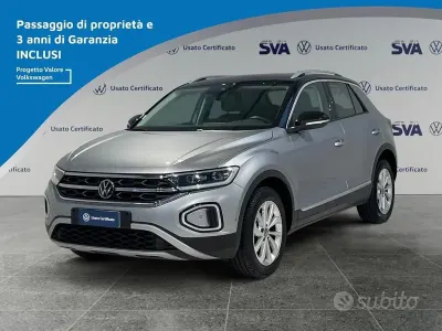 Usata VW T-Roc Style 110 CV (80 kW) 2022 Grigio SUV