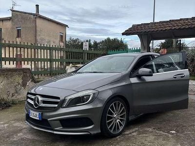 Usata Mercedes A180 Premium 109 CV (80 kW) 2014 Grigio Utilitaria