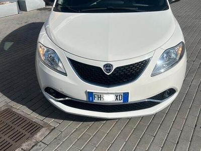 Usata Lancia Ypsilon S 95 CV (69 kW) 2017 Bianco Utilitaria