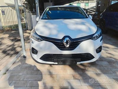 Usata Renault Clio V Zen 86 CV (63 kW) 2020 Bianco Berlina