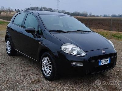 Usata Fiat Punto Street 77 CV (56 kW) 2018 Blu Berlina