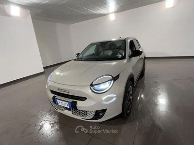 Usata Fiat 600 La Prima 136 CV (100 kW) 2025 Beige SUV