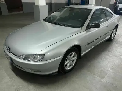 Usata Peugeot 406 Coupe 135 CV (99 kW) 2000 Argento Coupé
