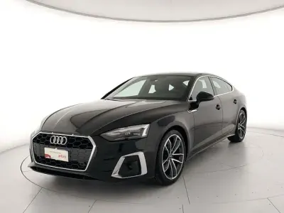 Usata Audi A5 Sportback S-Line 163 CV (119 kW) 2023 Nero mythos metallizzato Utilitaria