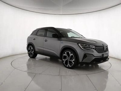 Usata Renault Austral Iconic Esprit Alpine 131 CV (96 kW) 2024 Grigio SUV