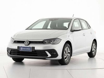 Begagnad VW Polo Life 95 HK (69 kW) 2023 Silver Halvkombi