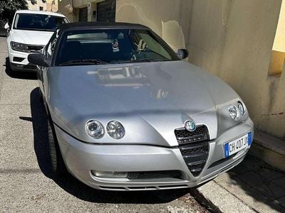 Usata Alfa Romeo Spider Lusso 150 CV (110 kW) 2003 Grigio Cabrio