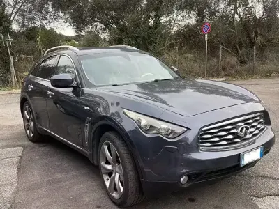 Usata Infiniti Fx30 Premium 238 CV (175 kW) 2011 Grigio SUV