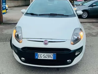 Gebraucht Fiat Punto Evo S 75 PS (55 kW) 2011 Weiß Kleinwagen