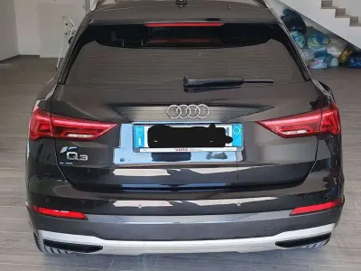 Usata Audi Q3 Advanced 150 CV (110 kW) 2023 Nero SUV