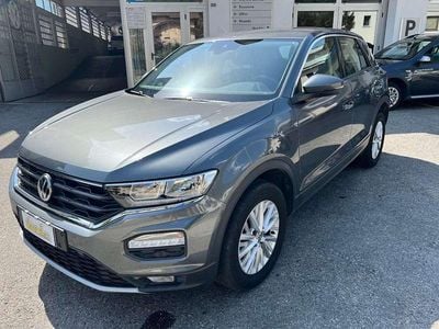 Usata VW T-Roc Business 116 CV (85 kW) 2019 Grigio SUV