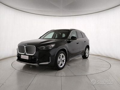 Begagnad BMW iX1 150 kW (204 HK) 2025 Svart SUV