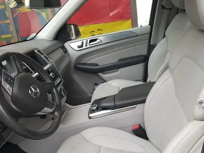 Usata Mercedes ML250 Premium 204 CV (150 kW) 2012 Grigio SUV