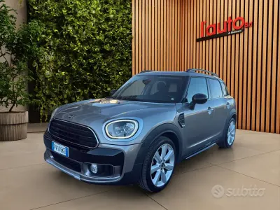 Usata Mini Cooper Countryman 116 CV (85 kW) 2019 Marrone SUV