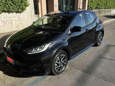 Usata Toyota Yaris Hybrid Active 116 CV (85 kW) 2023 Berlina