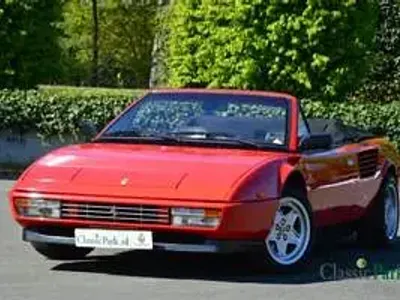 Usata Ferrari Mondial 271 CV (199 kW) 1987 Rosso Cabrio