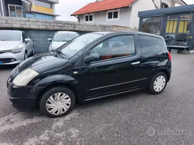 Usata Citroën C2 Exclusive 60 CV (44 kW) 2005 Nero Utilitaria