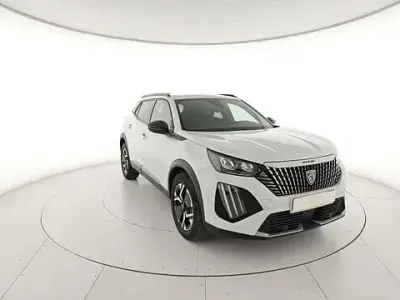 Käytetty Peugeot 2008 Allure 101 HP (74 kW) 2024 Valkoinen Katumaasturi