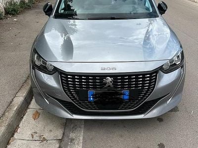 Usata Peugeot 208 101 CV (74 kW) 2023 Grigio Utilitaria