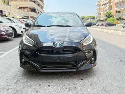 Usata Toyota Yaris Hybrid Style 92 CV (67 kW) 2022 Nero Berlina
