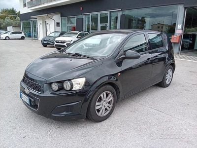 Usata Chevrolet Aveo 86 CV (63 kW) 2014 Nero Berlina