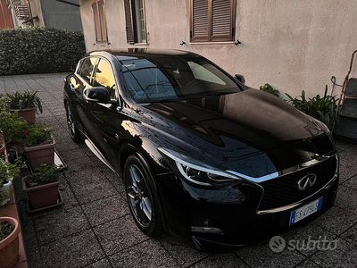 Usata Infiniti Q30 170 CV (125 kW) 2015 Nero Berlina