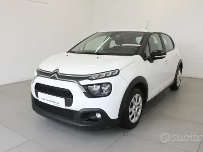 Używany Citroën C3 Feel 83 KM (61 kW) 2021 Biały Hatchback