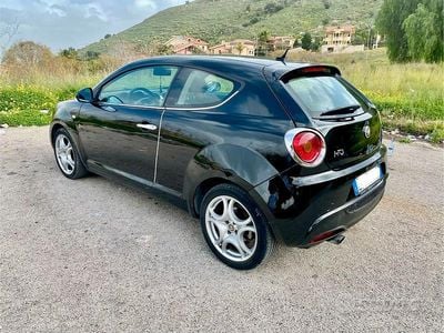 Usata Alfa Romeo MiTo Distinctive 95 CV (69 kW) 2010 Nero Utilitaria