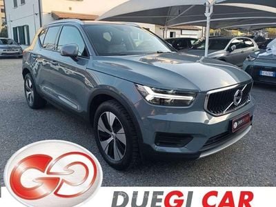 Usata Volvo XC40 Momentum 163 CV (119 kW) 2022 Grigio SUV