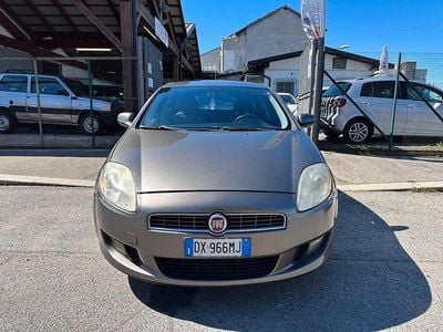 Usata Fiat Bravo Emotion 90 CV (66 kW) 2009 Oro Utilitaria