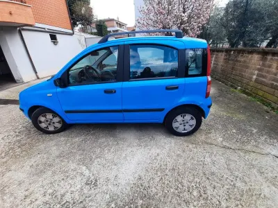 Usata Fiat Panda 60 CV (44 kW) 2003 Blu Utilitaria