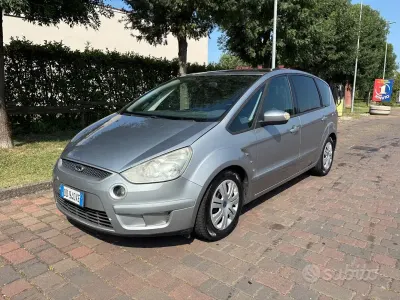Usata Ford S-MAX Titanium 140 CV (102 kW) 2006 Grigio Monovolume