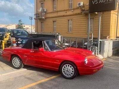 Usata Alfa Romeo Spider 106 CV (77 kW) 1992 Rosso Cabrio