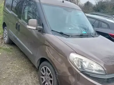 Usata Fiat Doblò 120 CV (88 kW) 2016 Monovolume