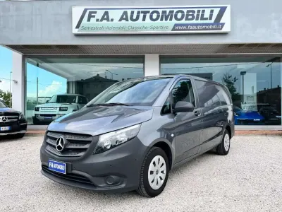 Usata Mercedes Vito 136 CV (100 kW) 2020 Grigio Furgone
