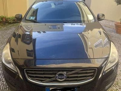 Usata Volvo V60 Kinetic 114 CV (83 kW) 2013 Nero Station wagon