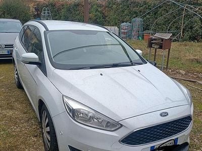 Usata Ford Focus S 101 CV (74 kW) 2016 Bianco Station wagon